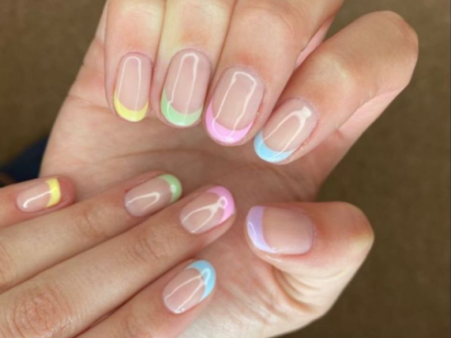 Unhas Francesas