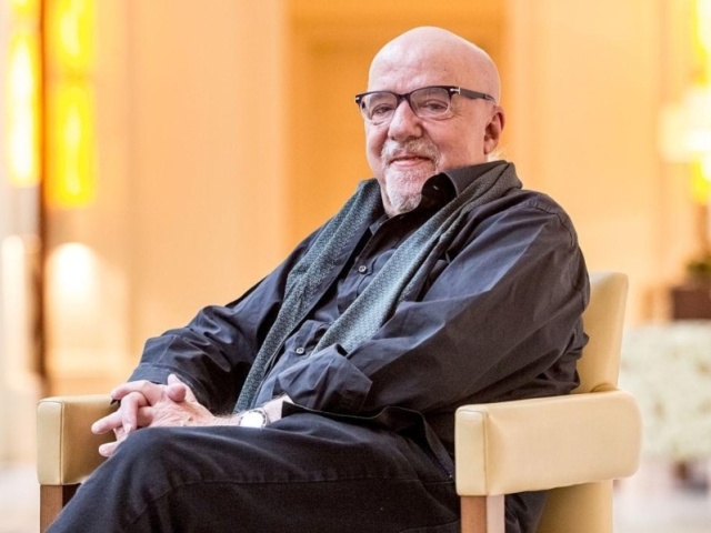 Paulo Coelho