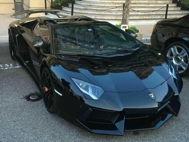 esse carro luxuoso