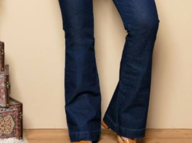 Calça jeans larga