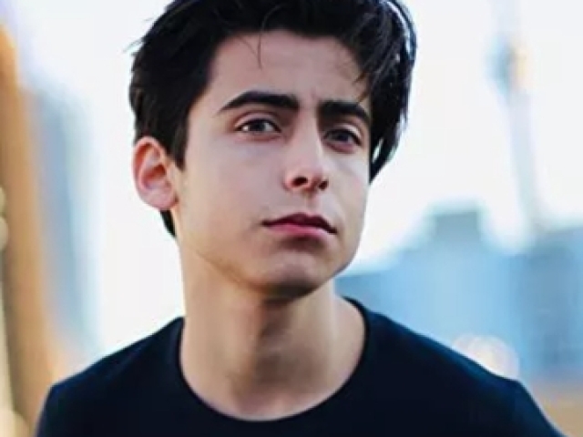 Você conhece o Aidan Gallagher?