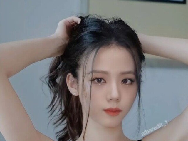 Jisoo,pois ela é minha utted/bias