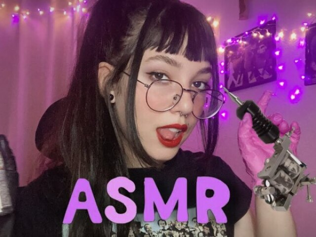 Anna dreamy asmr