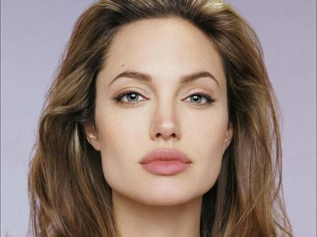 Angelina Jolie