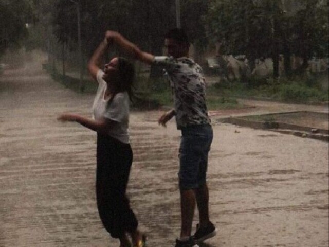 Dançando com meu namorado❤️ (pra quem escolheu)