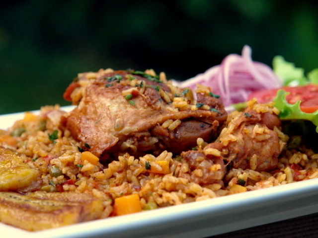 Arroz com pollo, o cheiro parece tão bom...