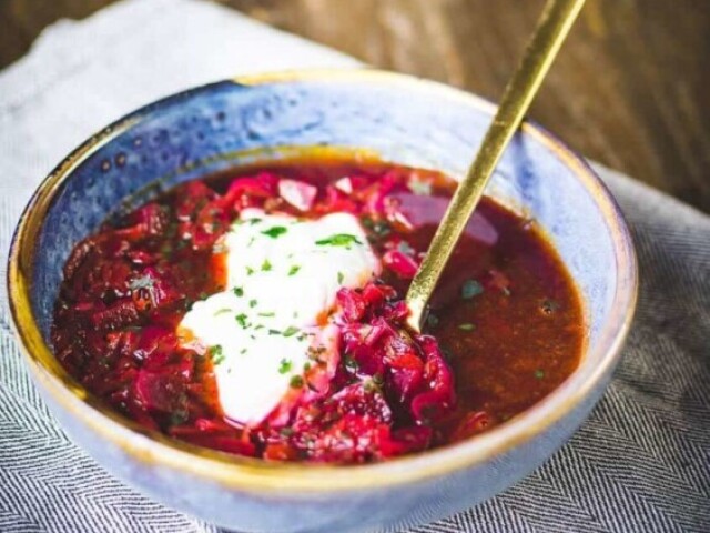 Borsch, quentinha pra dias frios.