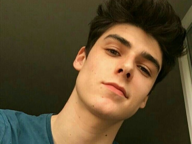 Andrew Mayfield