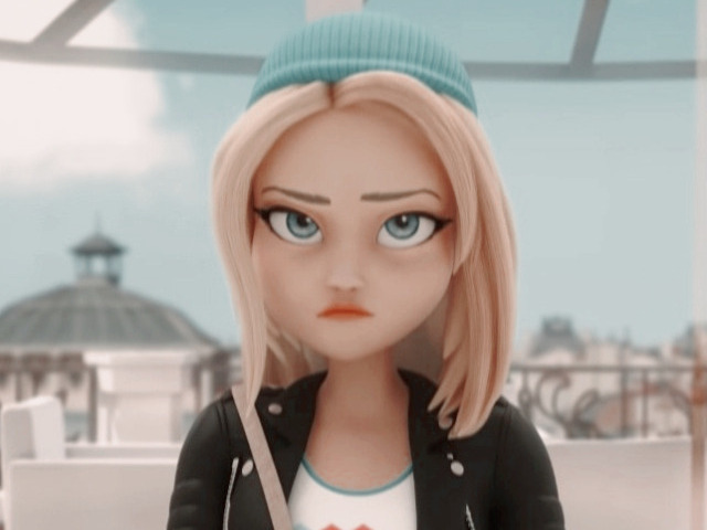 Zoe <33