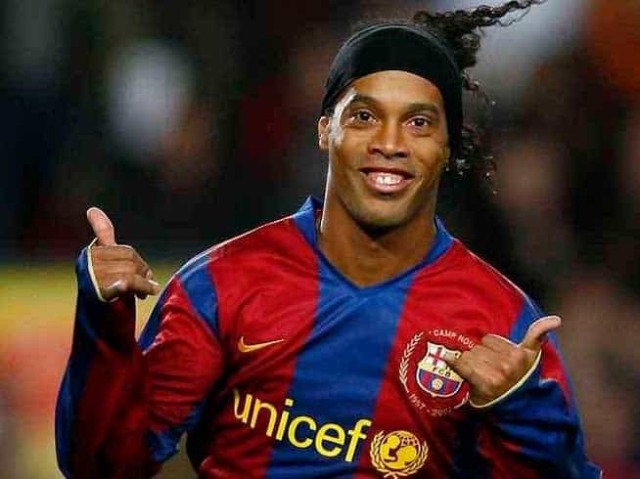 Parabéns, você seria o Ronaldinho Gaúcho