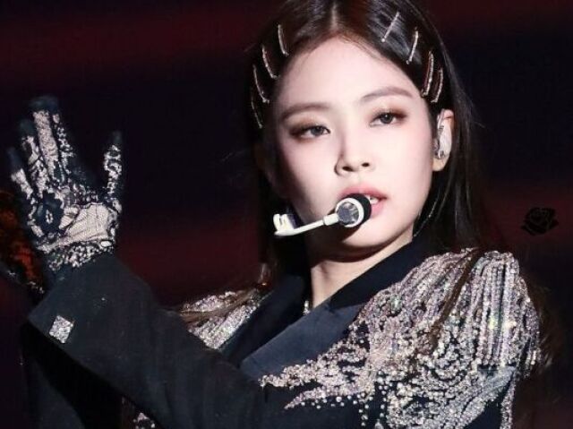 JENNIE