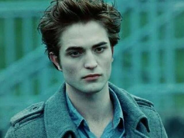 Edward<33