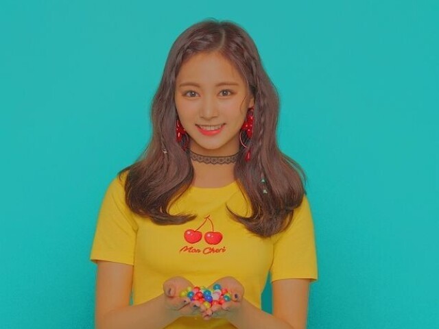 𝑇zuyu