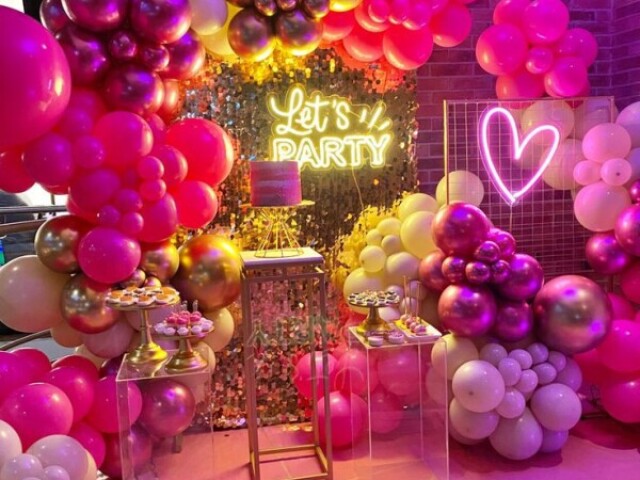 ULTRA PINK