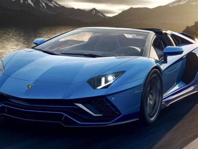 Lamborghini 
 Aventador