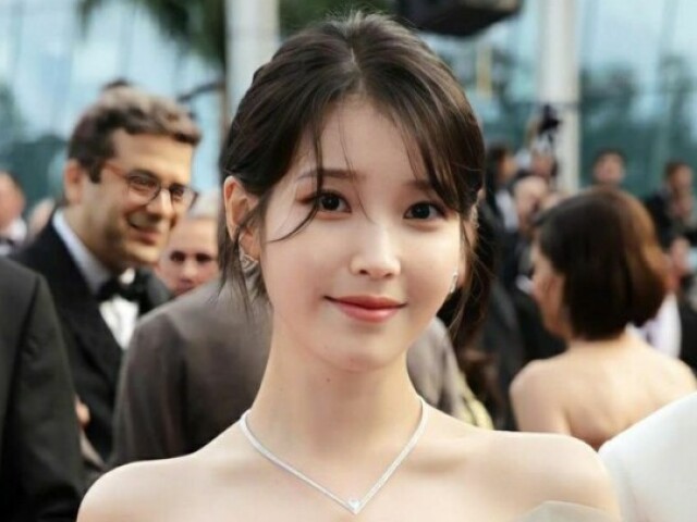 IU (Solista)