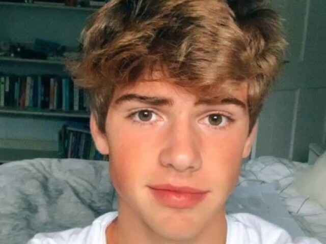 Khalil
16 y
Ele/dele