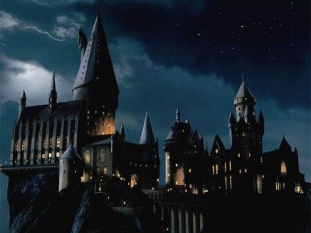 Descobra a sua casa de Hogwarts!