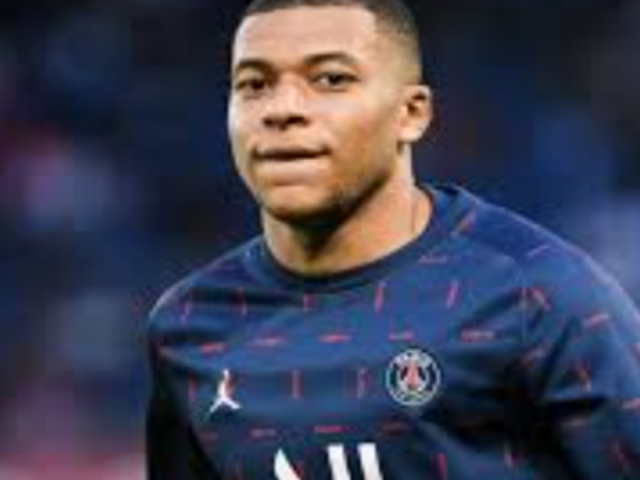 MBAPPÉ