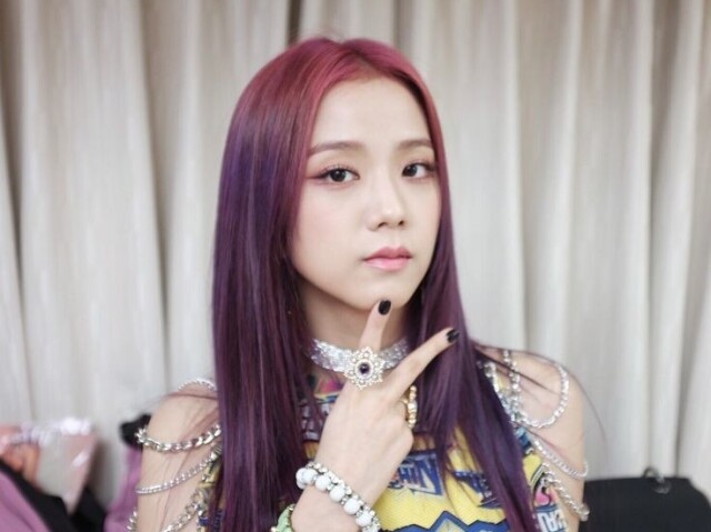 Roxinho da jisoo