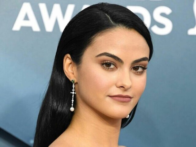 Camila Mendes