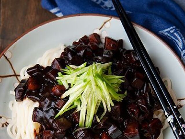 Jjajangmyun