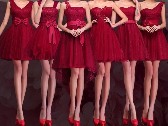 Damas de vestido vermelho