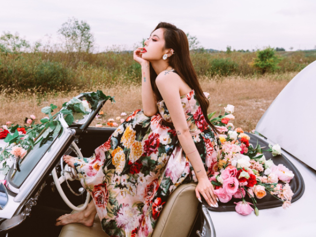 Flower Shower - HyunA