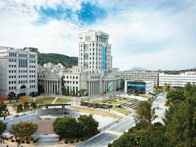 Universidade Hankuk de Estudos estrangeiros