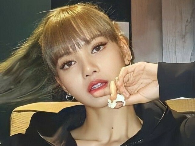 Lisa - BLACKPINK