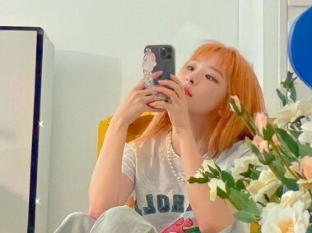 Seulgi é a mais nova já que Irene nasceu alguns meses antes dela.