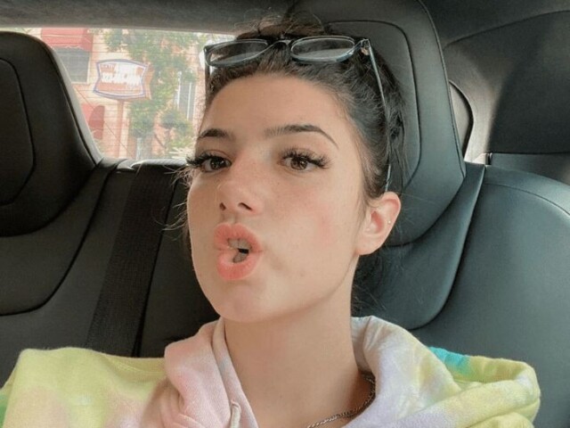 SUPER FÃ DA CHARLI MANO🥺💋💋😸😺😺