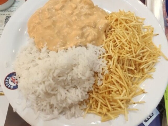 Creme de galinha com arroz e paçoca 😋🍚🍴