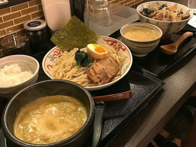 Escolha algumas comidas e lhe direi qual culinária combina mais com você