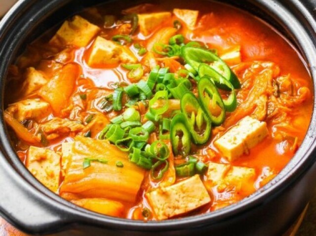 Kimchi jjigae