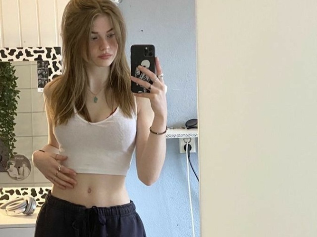 Claryce Mackenzie/16 anos