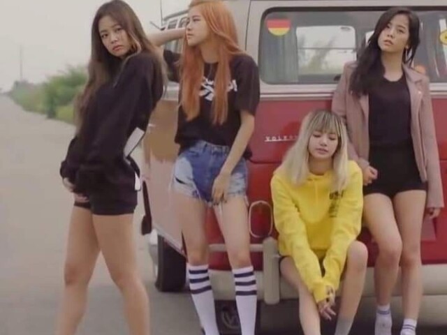 Boombayah — BLACKPINK.