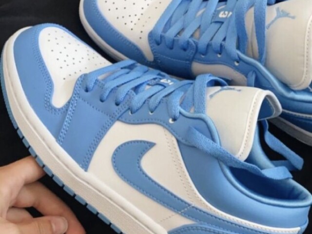 Nike π