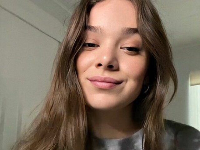 Hailee Steinfeld