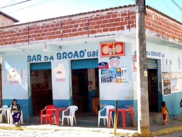 Bar da Broad' uai