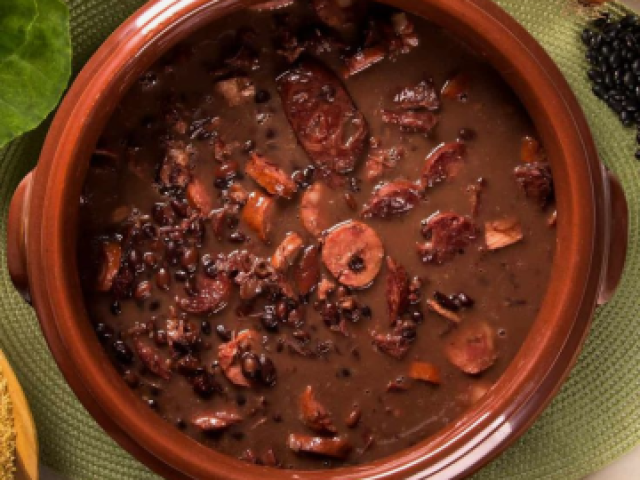 Feijoada e goiabada 🍛