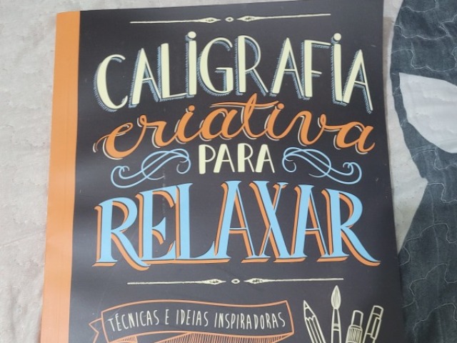 Caligrafia criativa para relaxar