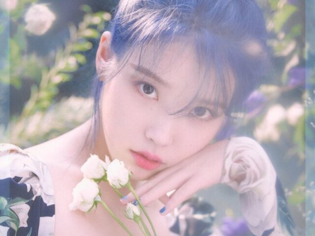 IU