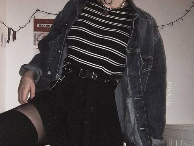 E-gril👽☠️💣💥🕶🖤