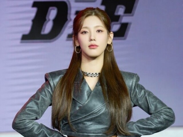 Miyeon (G) I-dle