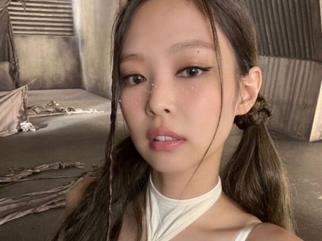 Jennie (BP)