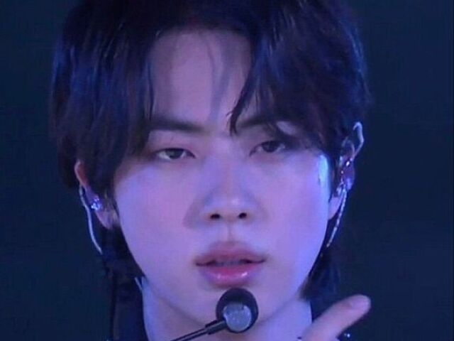 Jin🥰🥰