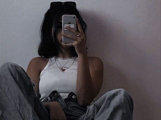 ASTHETIC GIRL <3