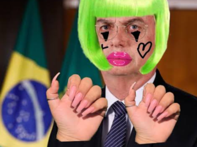 Bolsonaro e-girl