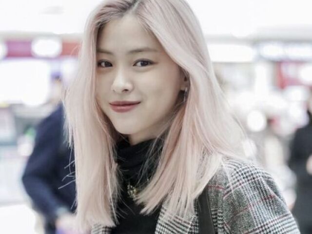 Tudo bem, Ryujin está feliz por você conhecer um pouco ela♥